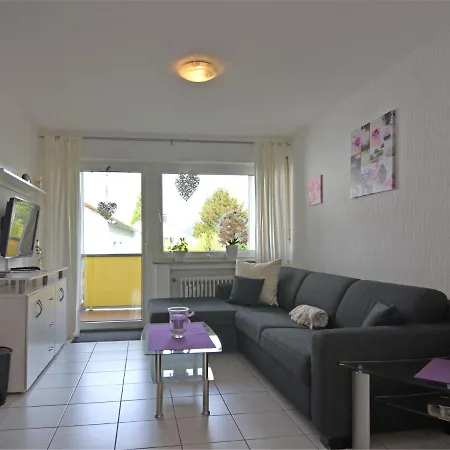 Apartamento Pretty Holiday With A Balcony Complete With Awning In In Northern Sauerland Meschede